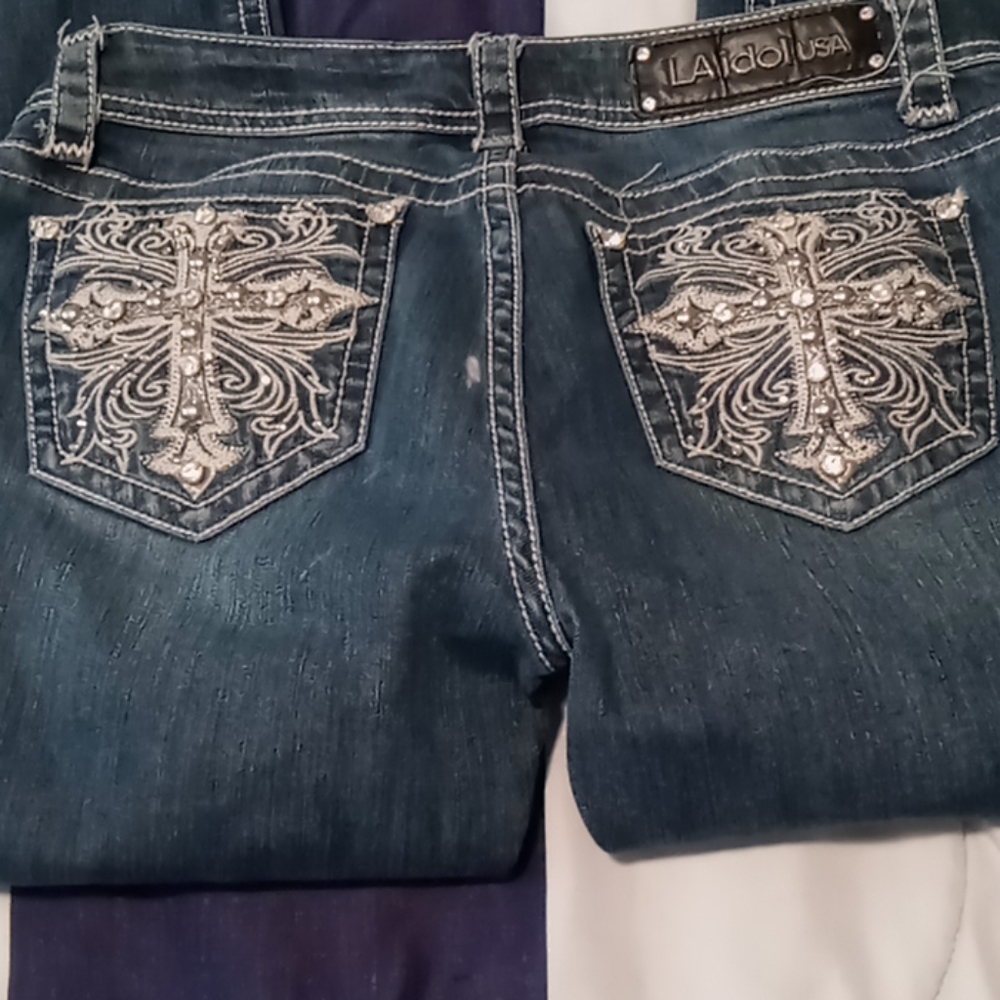 Capris - Picture 2 of 5